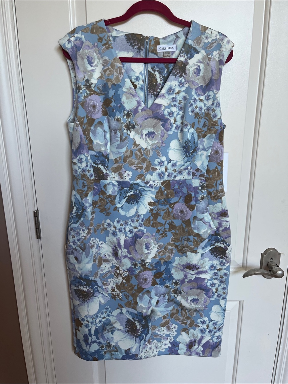 Calvin Klein Light Blue Lavender Floral V-Neck Midi Dress